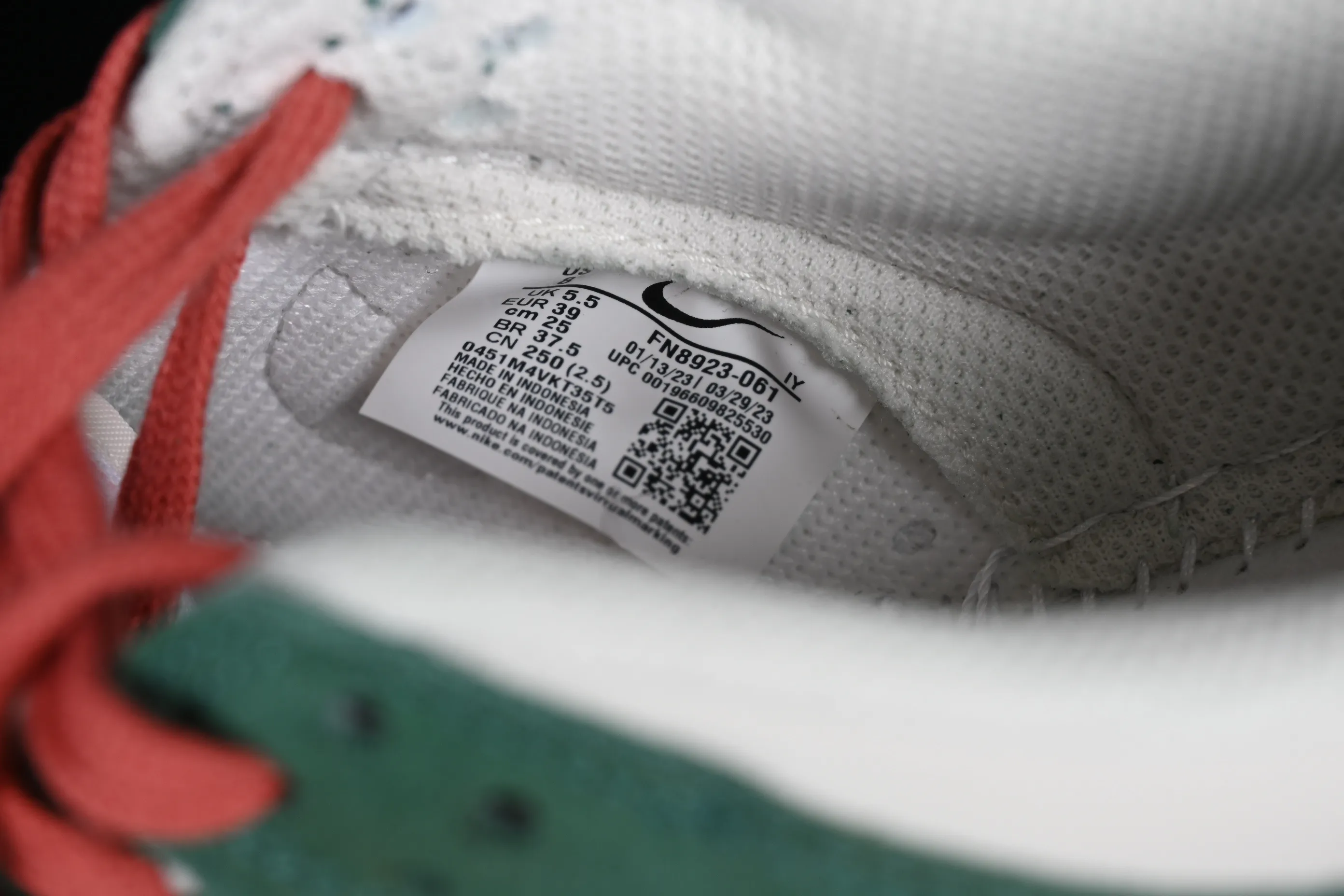 All Categories Nk SB Dunk Series Nk SB Dunk Low Low-top sneakers Nk Dunk Low "All Petals United" Sonorous Rose SB low-top casual sneakers FN8923-061